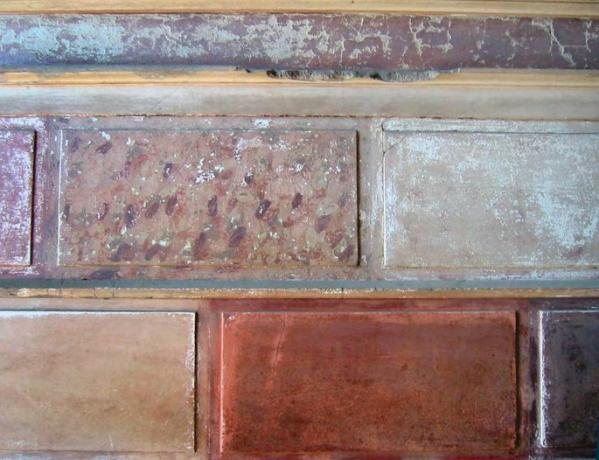 Detaliu pictura romană imitând marmura tijolos