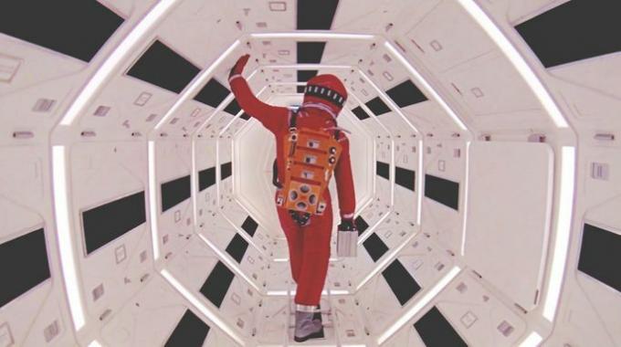 Bingkai dari film Space Odyssey