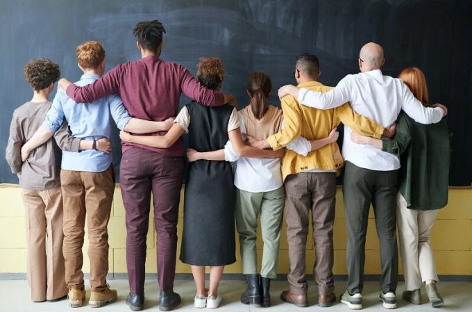 Αποσπάσματα για το Togetherness