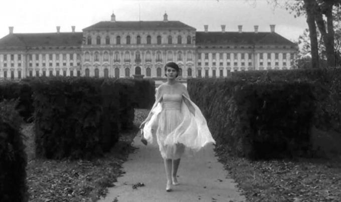 Frame from the film Last year in Marienbad.