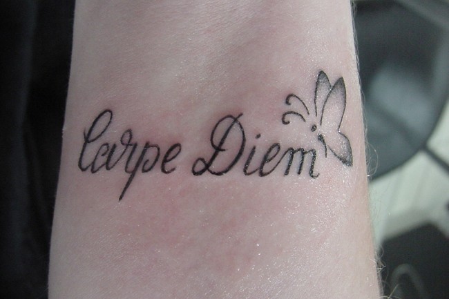 carpe-diem-tatuaggio.jpg