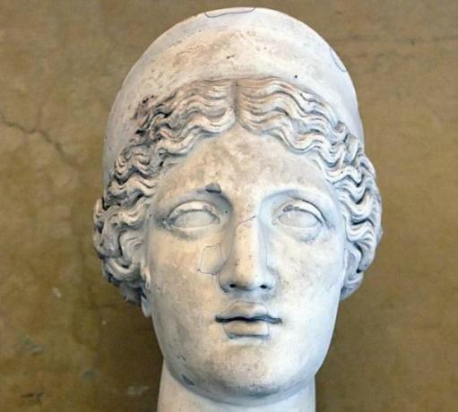 Най-важните гръцки богини - богинята на Хера от семейството и кралицата на Олимп