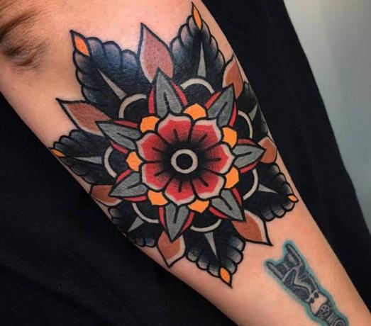 tatuaggio-tradizionale.jpg