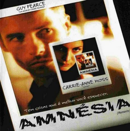Cartaz Amnesia filmini çekiyor.