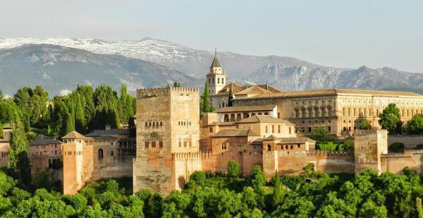 Ал-Андалус: Муслиманска уметност у Шпанији - Фазе исламске уметности у Шпанији