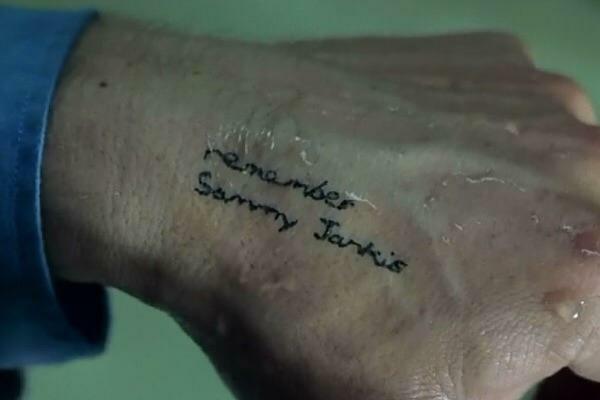 Frame: tatuagem Sammy Jenkins