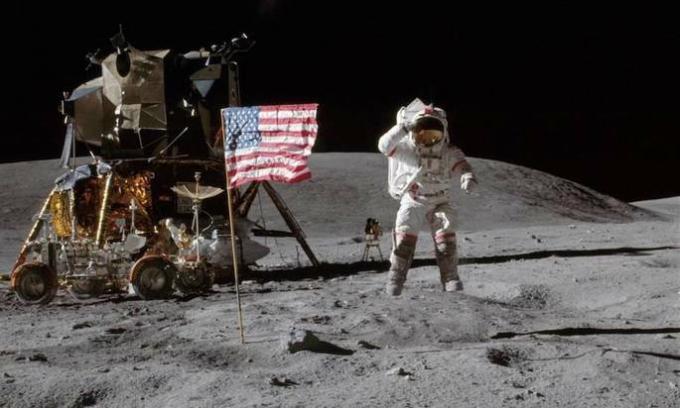 Joprojām no dokumentālās filmas Apollo 11