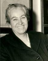 Poem Kisses by Gabriela Mistral: analysis and meaning