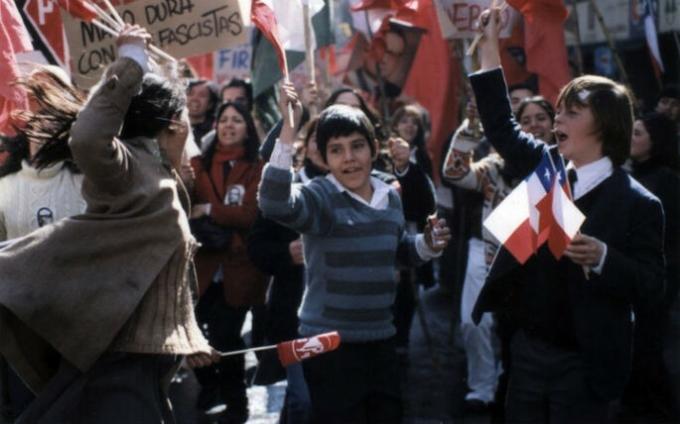 Machuca Filmdinner zeigt Crianças in einem Protest