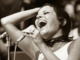 Элис Регина: биография и основные работы певицы