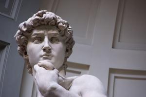 Analyse der Davi-Skulptur von Michelangelo