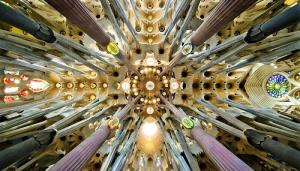 16 zinnen van Antoni Gaudí, de beroemde modernistische architect